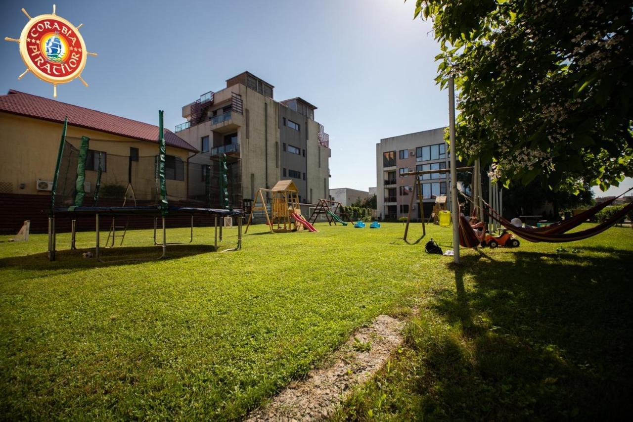 Club De Vacanta Corabia Piratilor-Mamaia Nord Hotel Năvodari Exterior foto